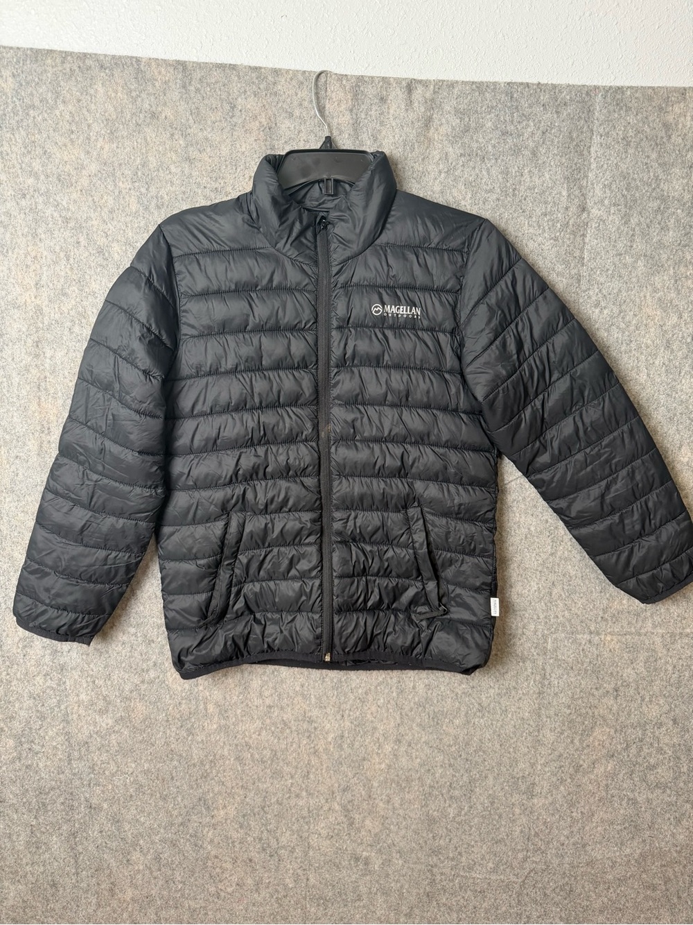Magellan Outdoors Boys Youth M 10/12 Black Packable Puffer Jacket